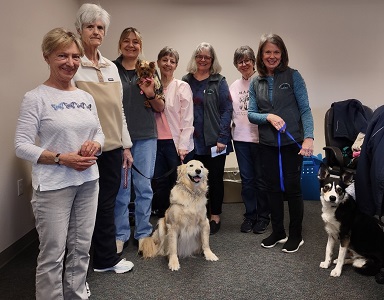 Morningstar Therapy Dogs and Montrose Area Protection Association talk to the public about therapy dogs